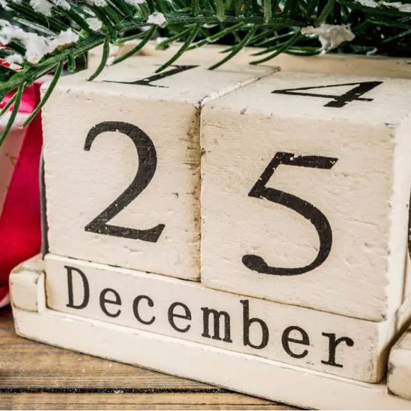 🎄CHRISTmas 🎄 - Picture 1 of 8